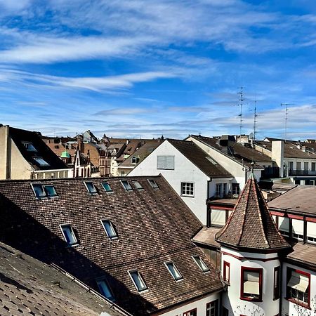 City Center Rooftop Balcony-Studio At Town Hall Bazel Buitenkant foto